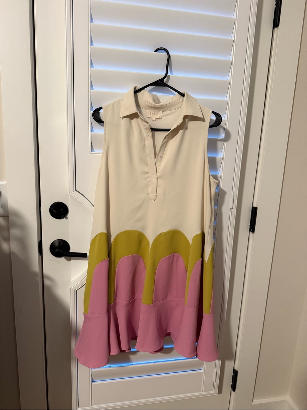 Cream Sleeveless Collared Swing Dress with Pink & Olive Scallop Hem